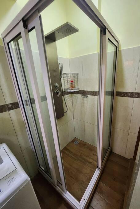 Kot Nu - Beach Themed Apartment - 3 Mins Walk From The Sea Flic en Flac Экстерьер фото